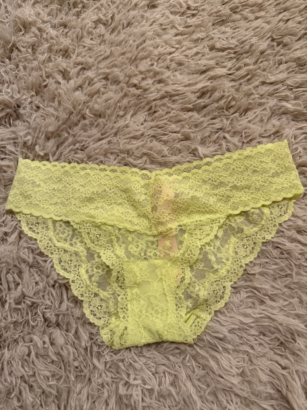 NWT Victoria’s Secret Lime Yellow Lace VTG X-Small